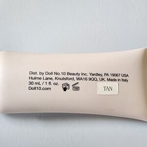 Doll 10 HydraGel Foundation Tan New